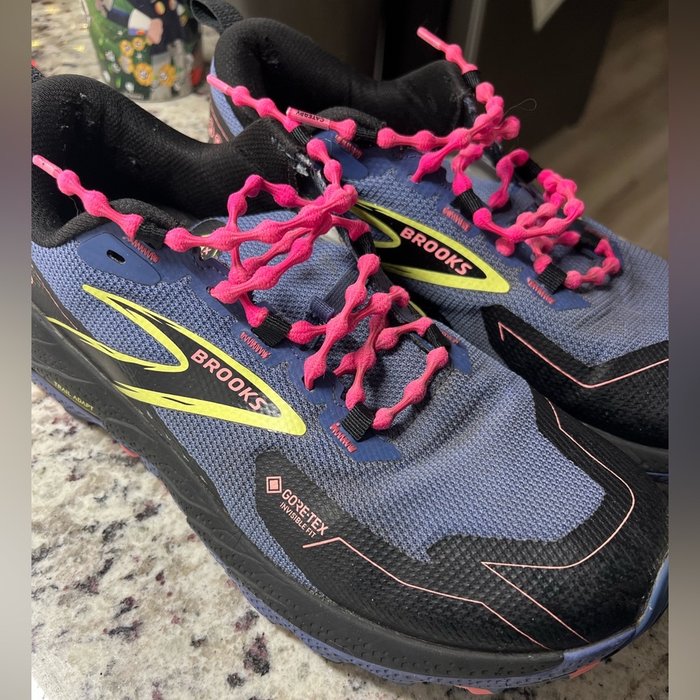 Brooks Cascadia Woman’s Running Shoes - Blue black yellow and pink
